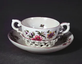 Tazza e piattino trembleuse di Derby, c.1758